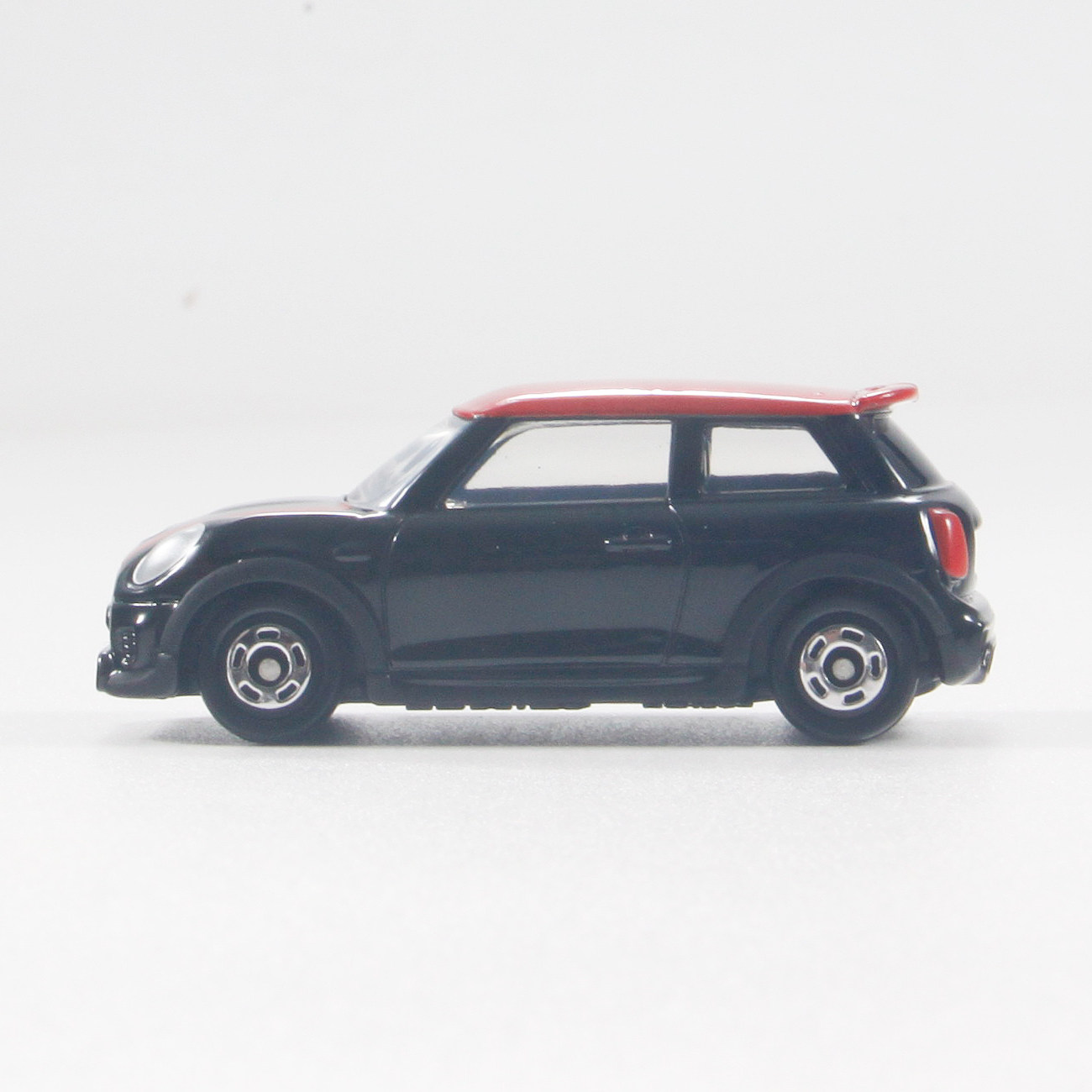 Takara Tomy Tomica AO-05 Mini  - đánh giá và giá Kids Toys Boys
